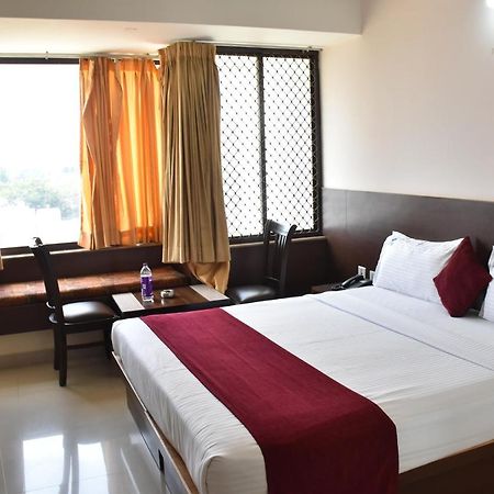 Hotel Pc Residency Mysore Eksteriør billede