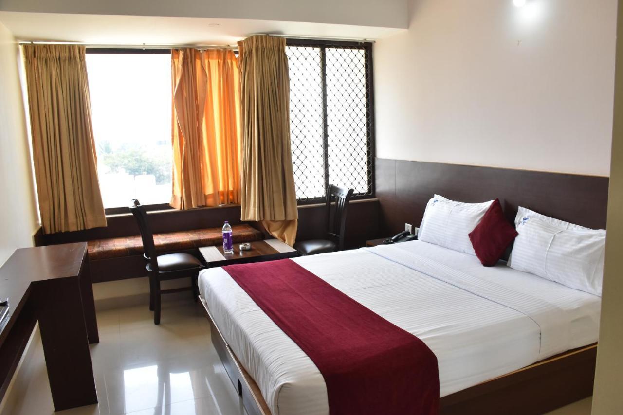 Hotel Pc Residency Mysore Eksteriør billede